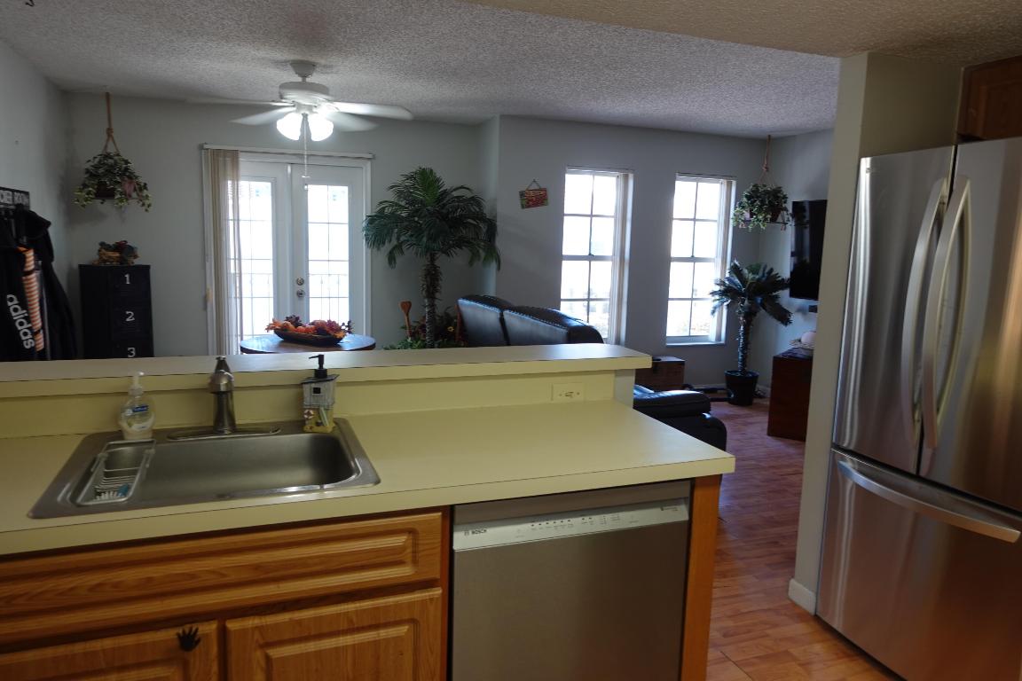 1120 Lake Shore Drive 205