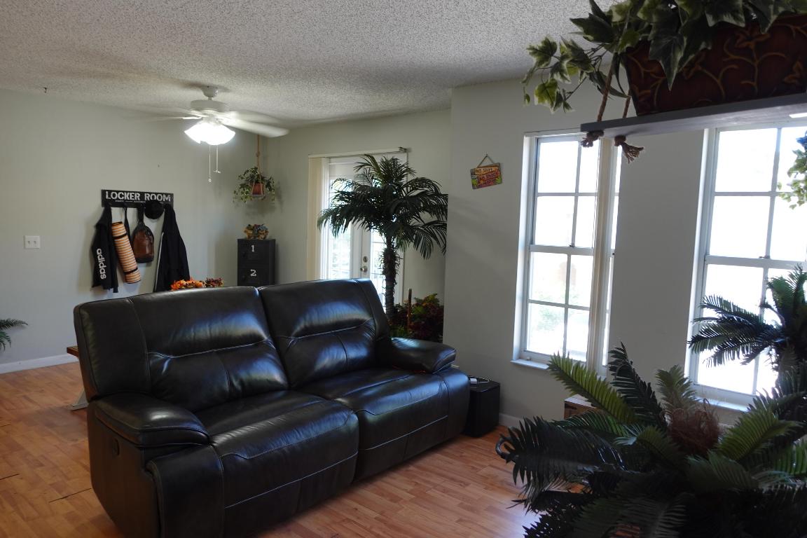 1120 Lake Shore Drive 205