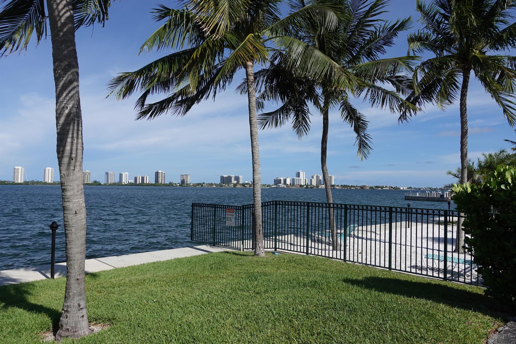 1120 Lake Shore Drive 205