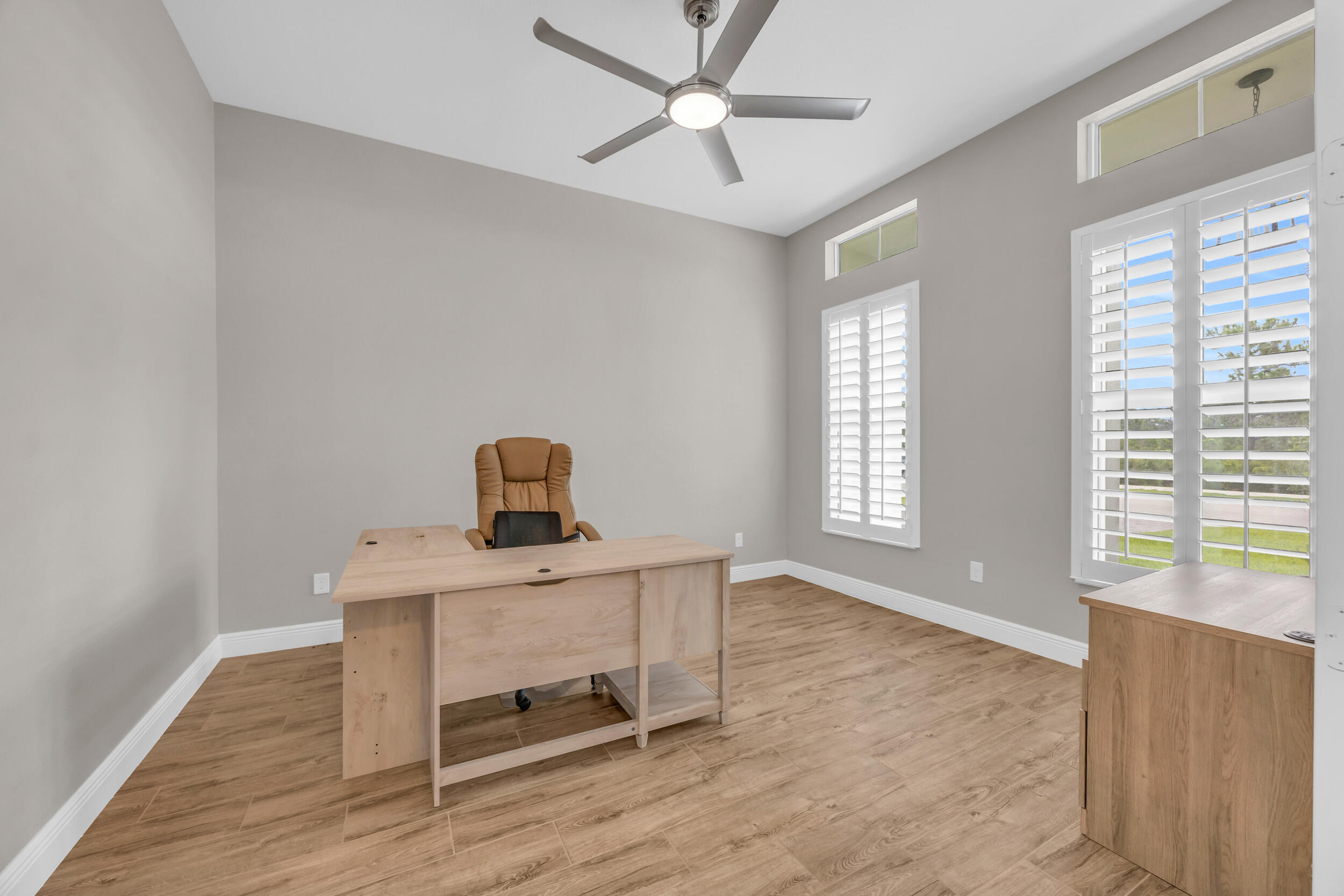 4720 SW Ardsley Drive