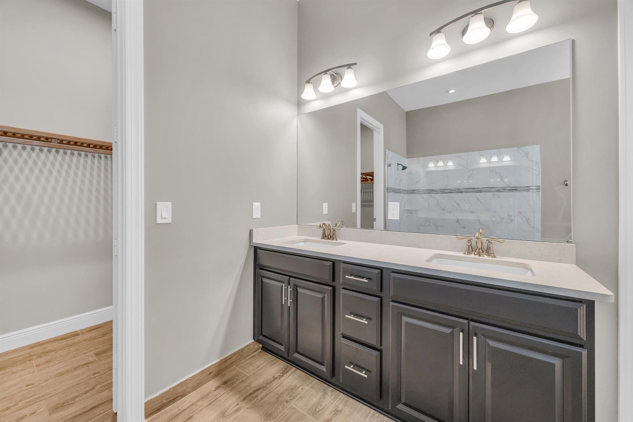 4720 SW Ardsley Drive