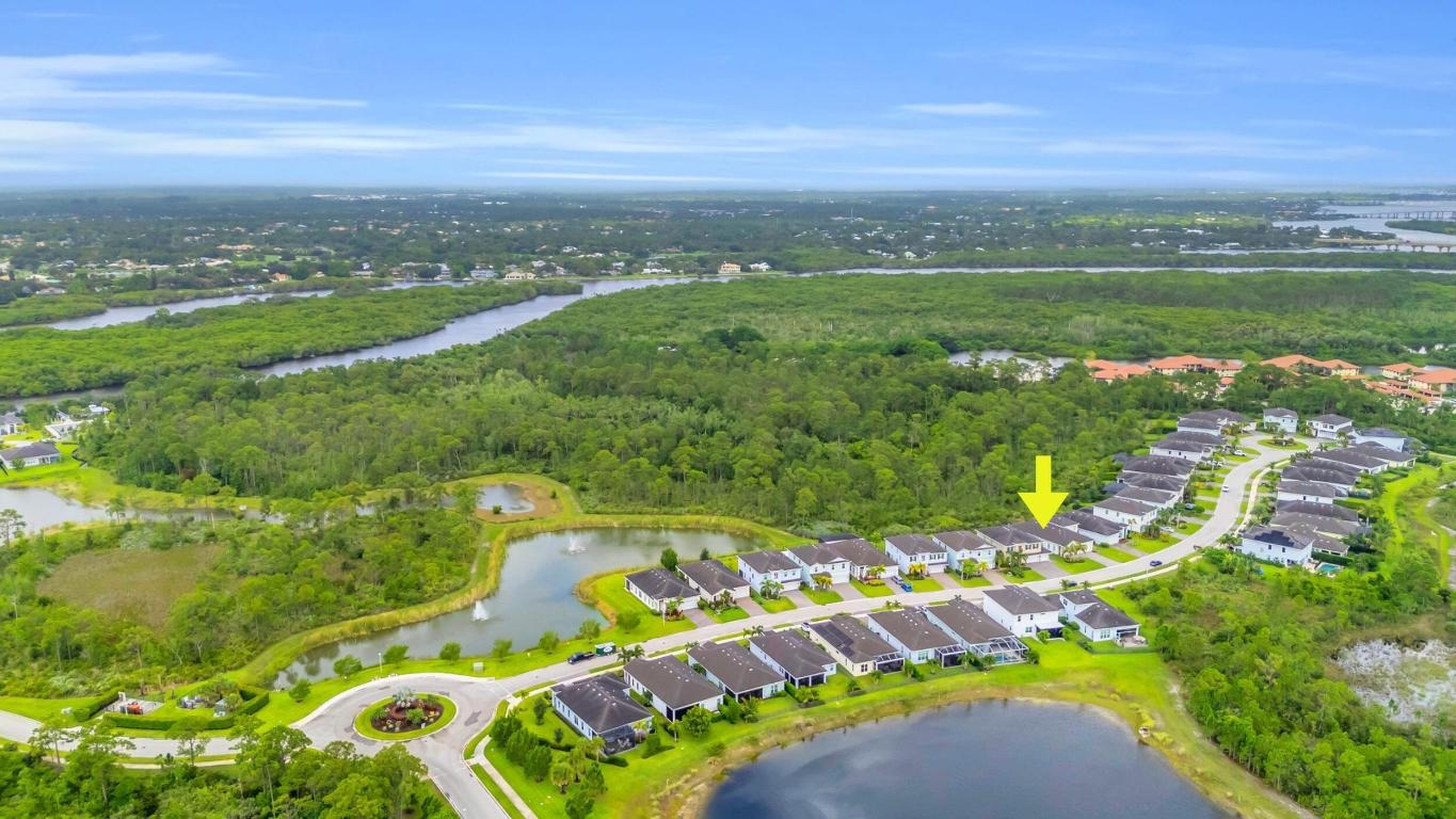 4720 SW Ardsley Drive