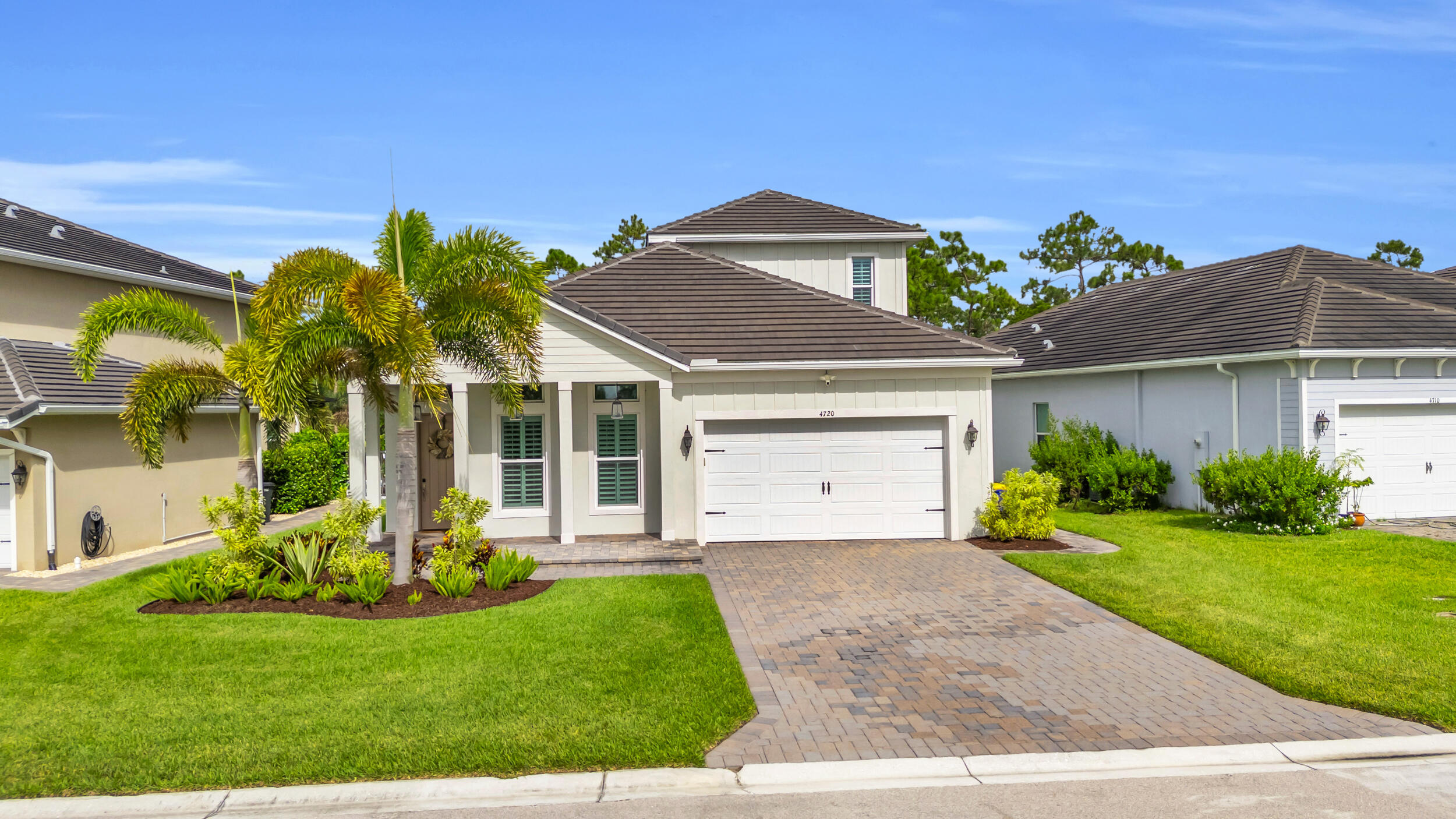 4720 SW Ardsley Drive