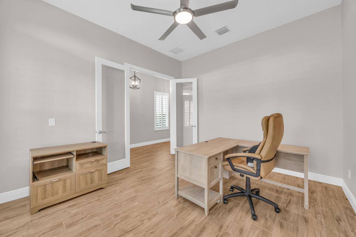 4720 SW Ardsley Drive