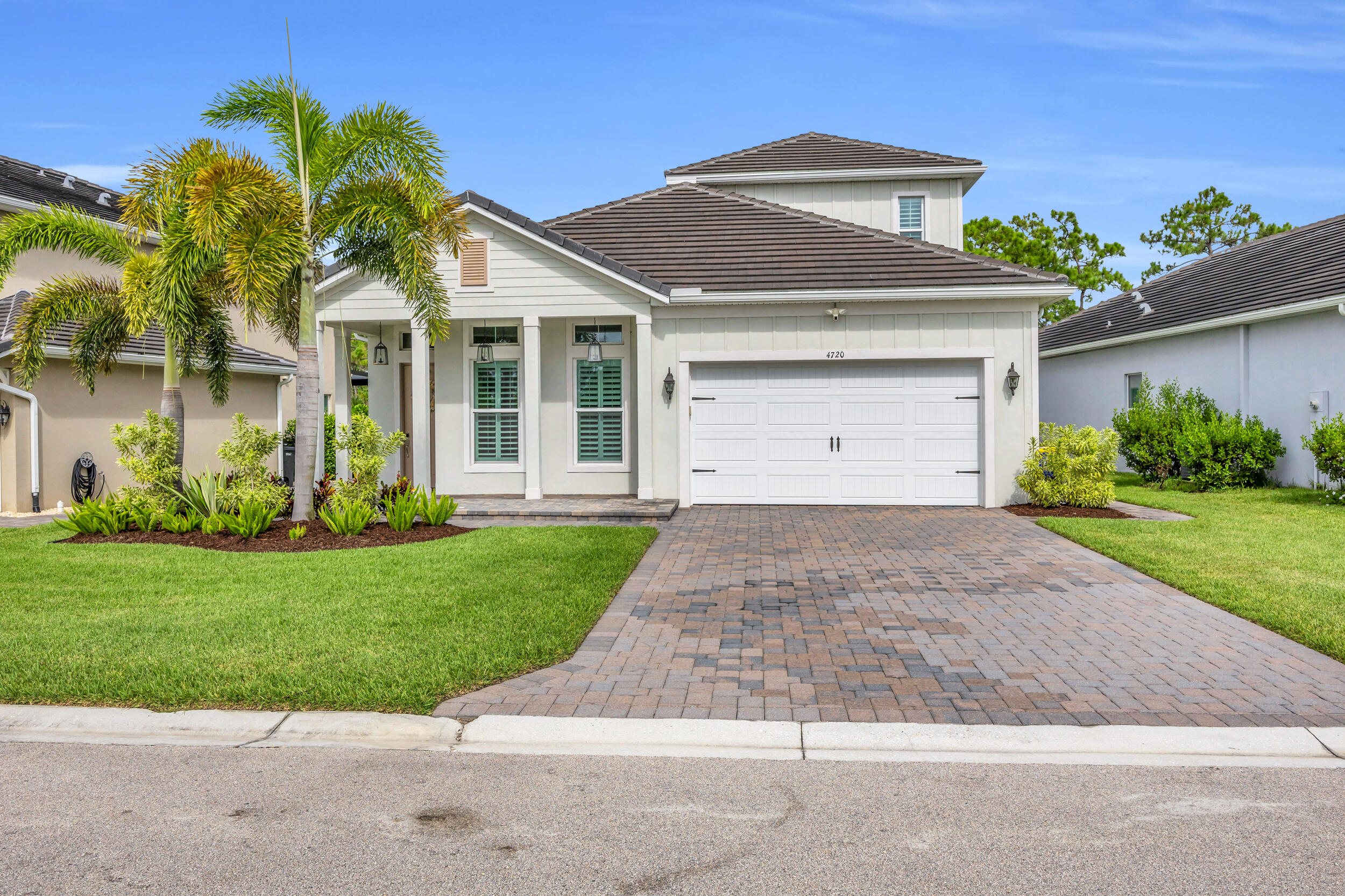 4720 SW Ardsley Drive