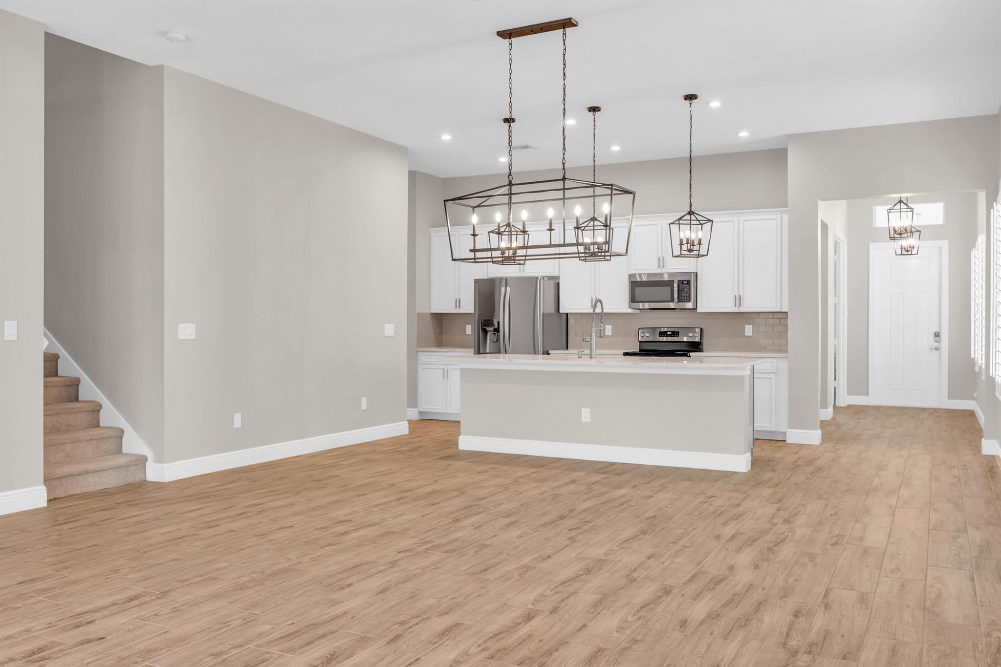 4720 SW Ardsley Drive