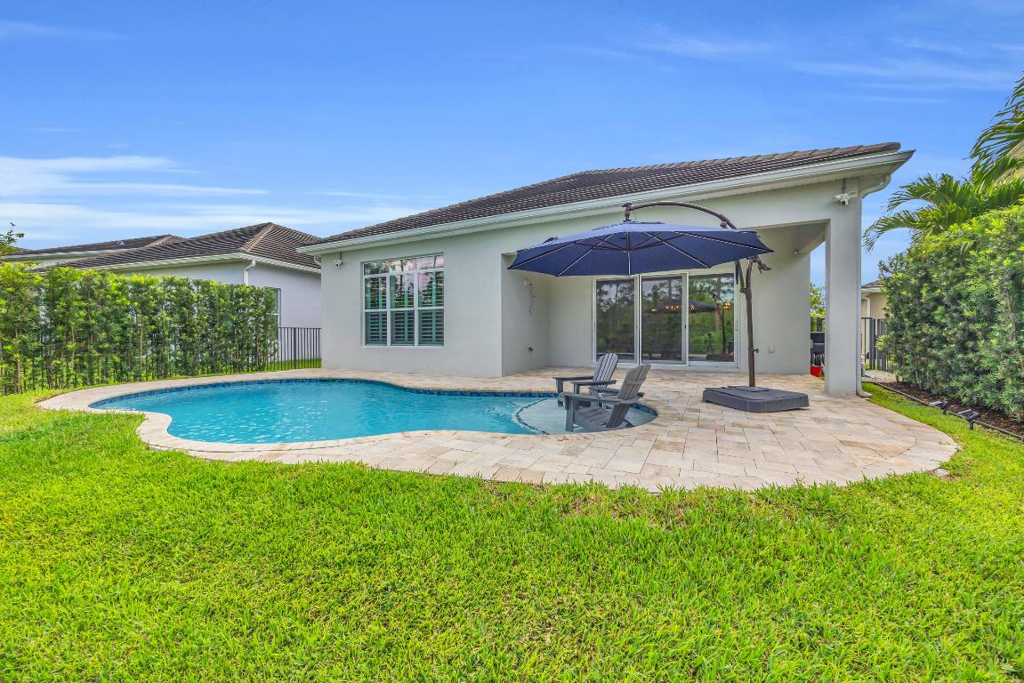 4720 SW Ardsley Drive