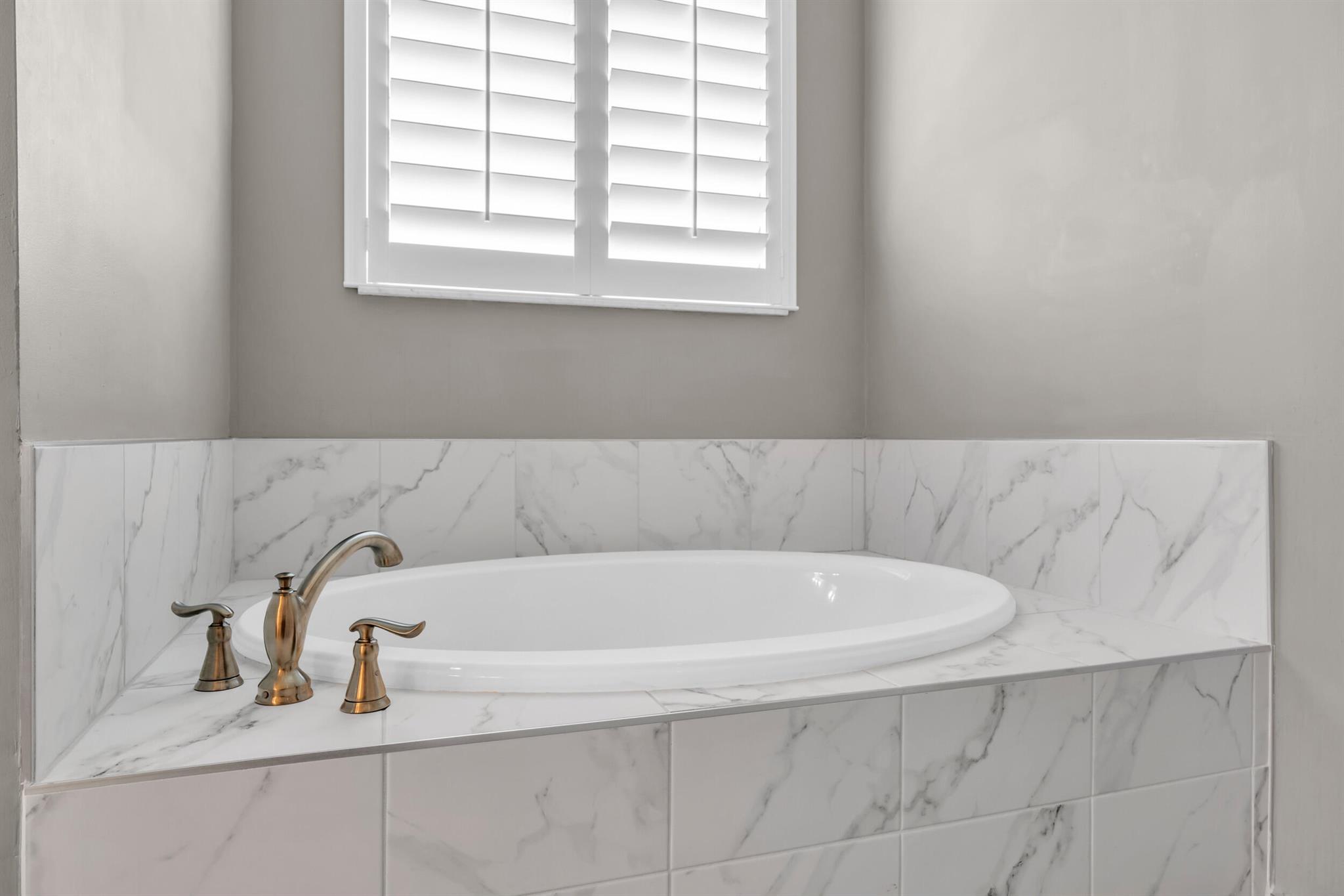 4720 SW Ardsley Drive