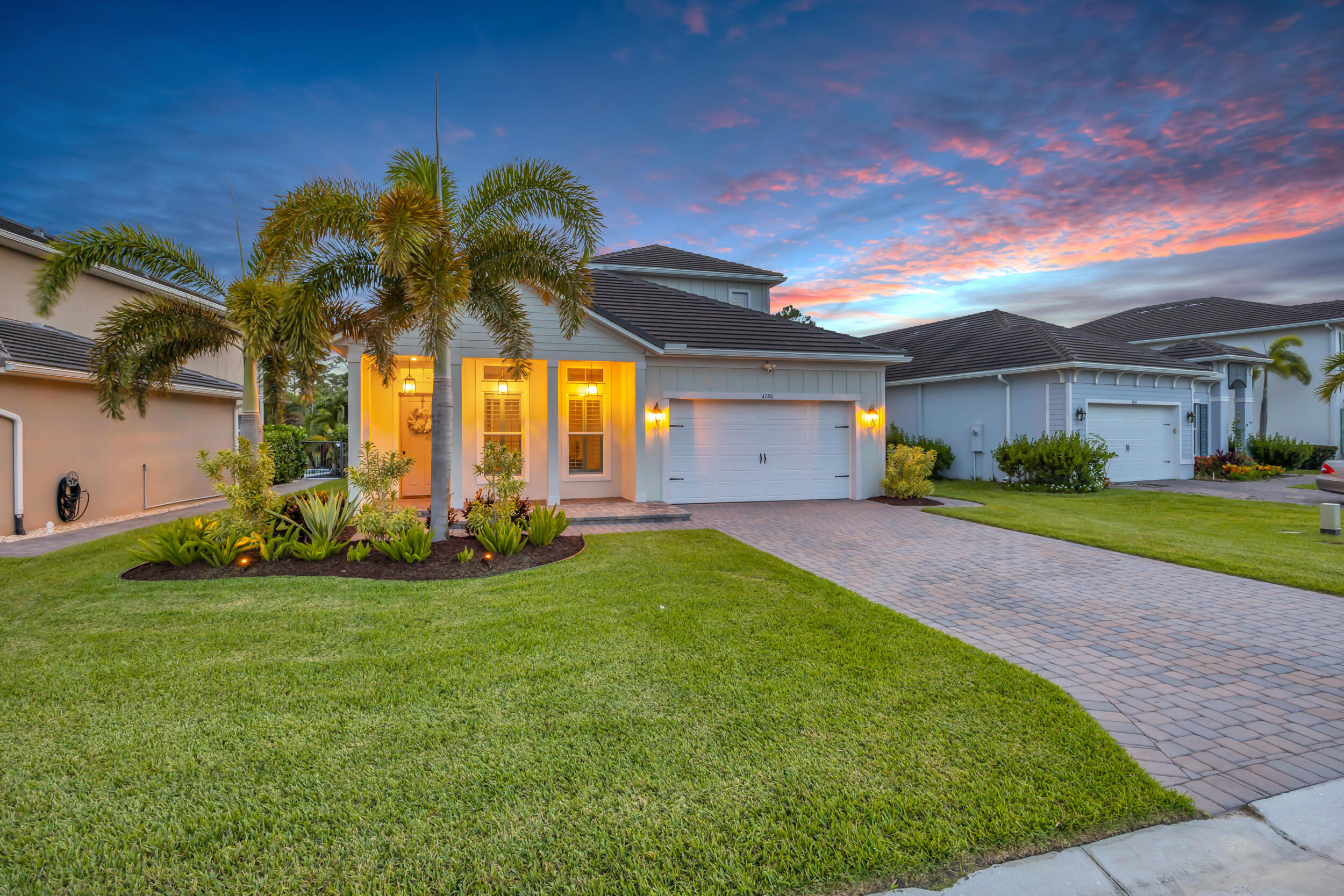 4720 SW Ardsley Drive