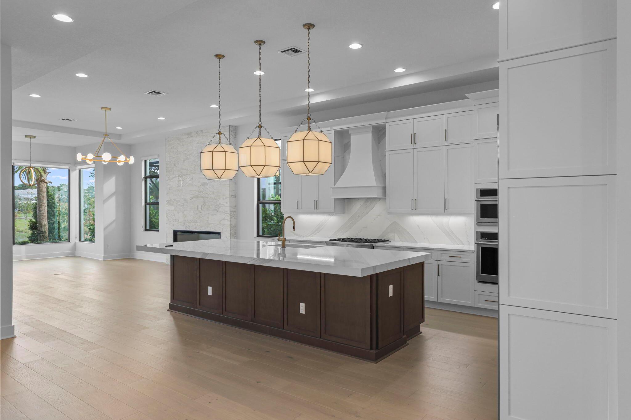 13405 Artisan Circle