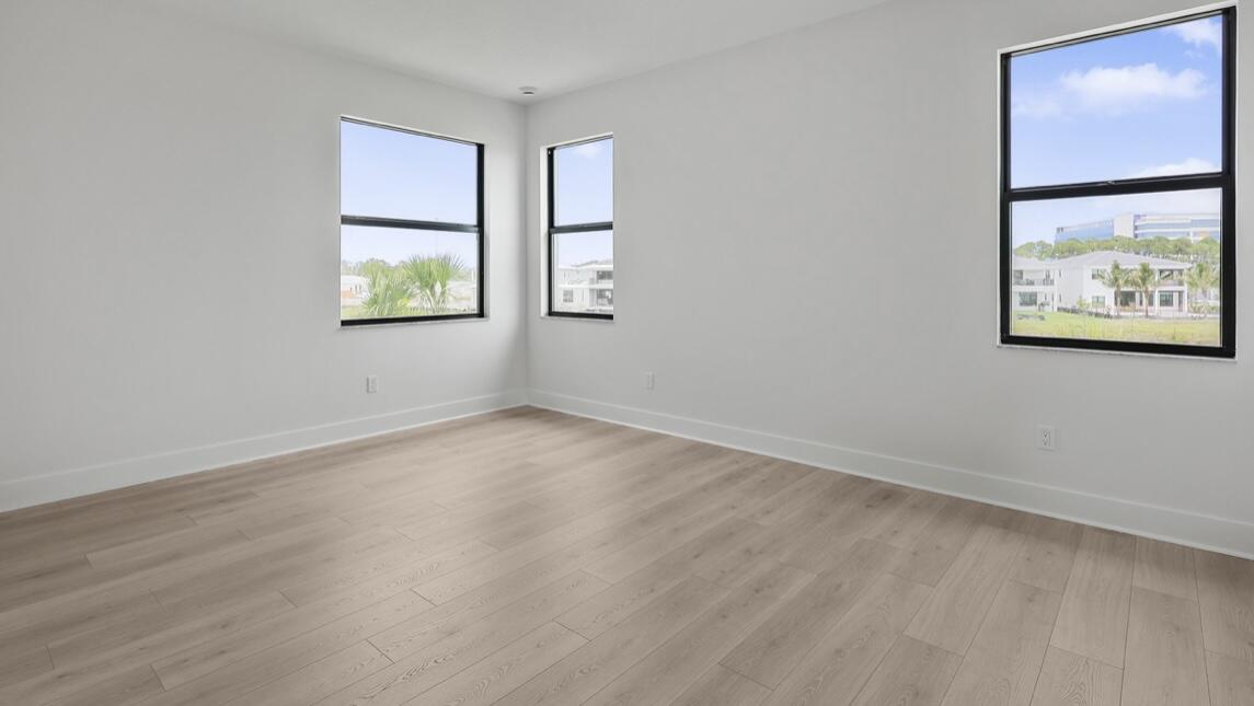 13405 Artisan Circle