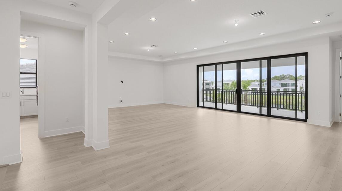 13405 Artisan Circle