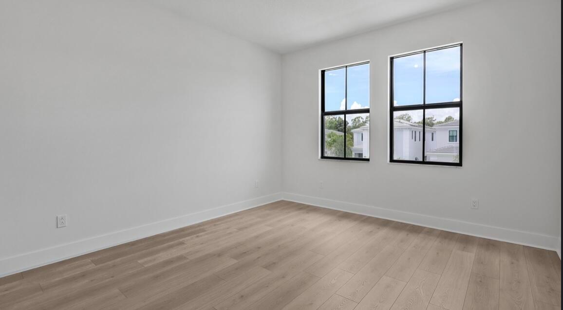 13405 Artisan Circle