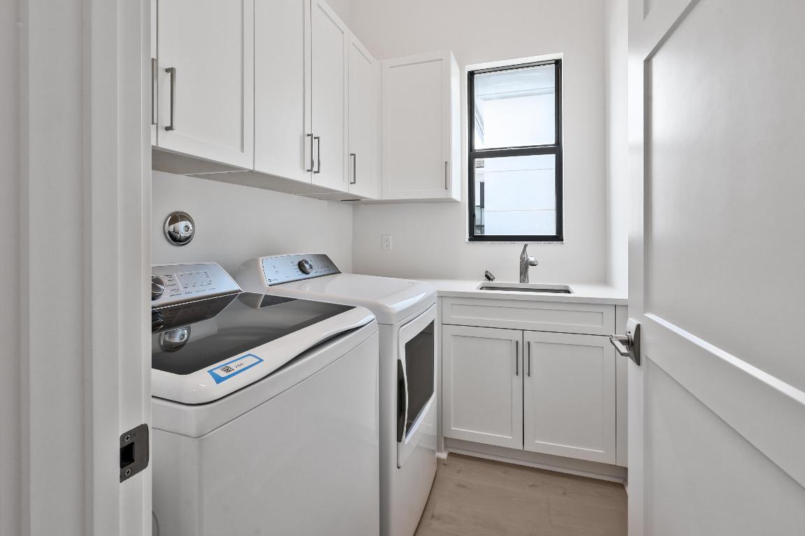 13405 Artisan Circle