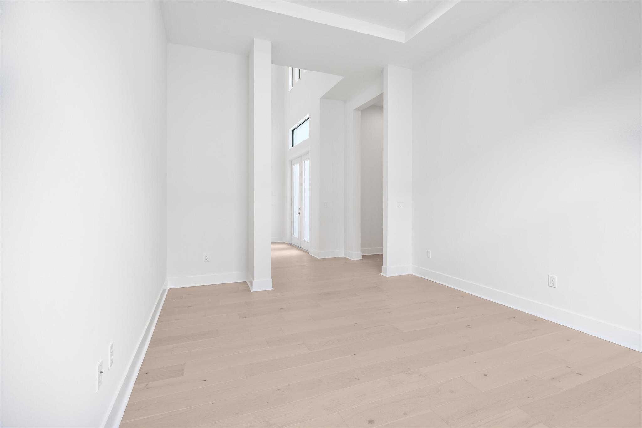 13405 Artisan Circle