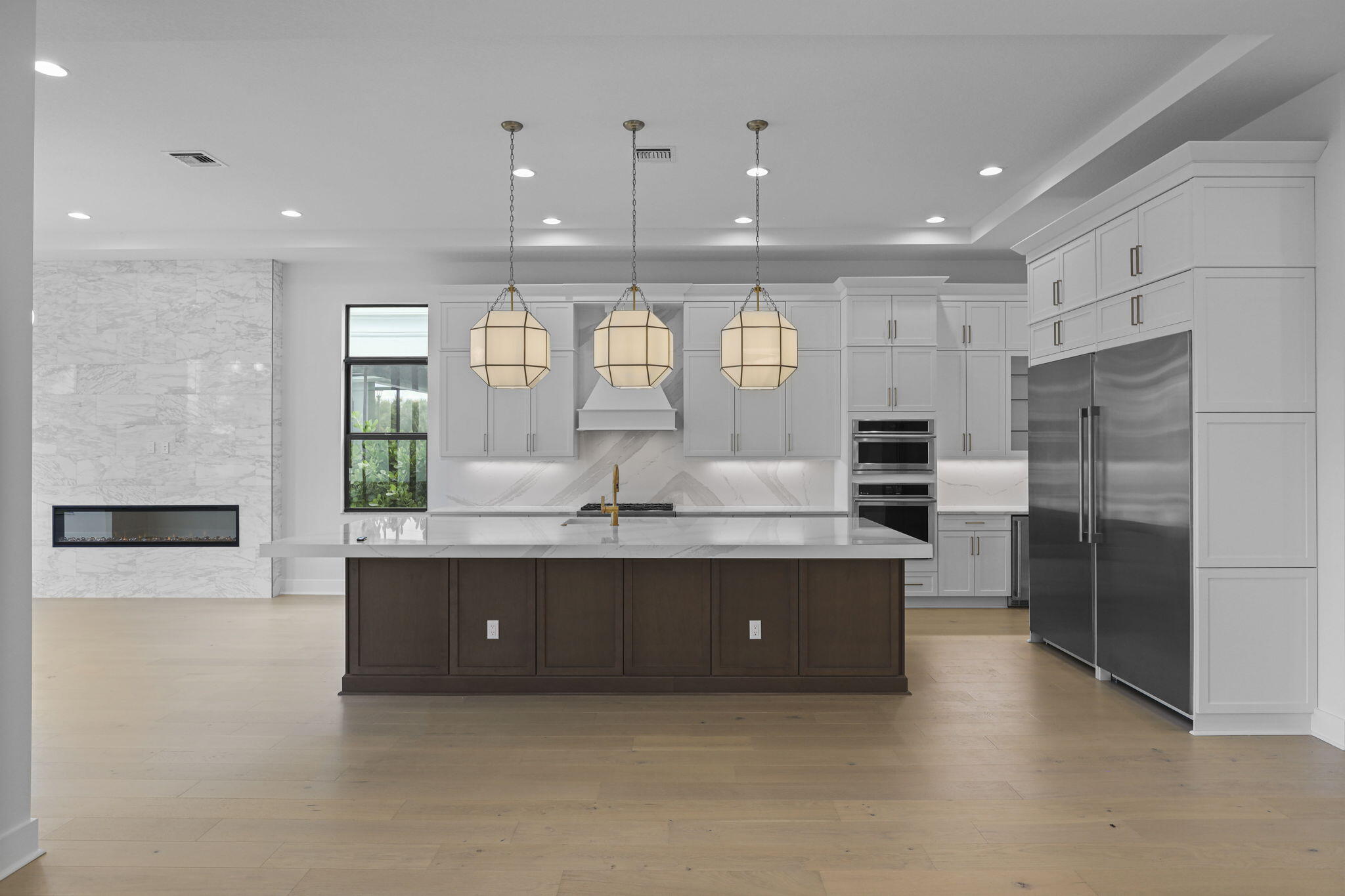 13405 Artisan Circle