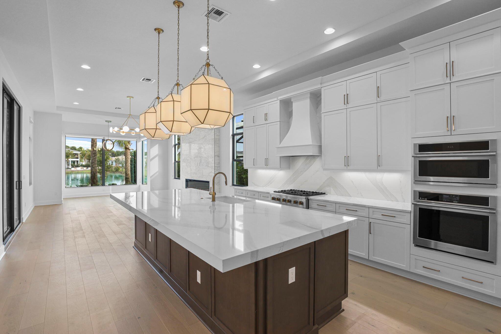 13405 Artisan Circle