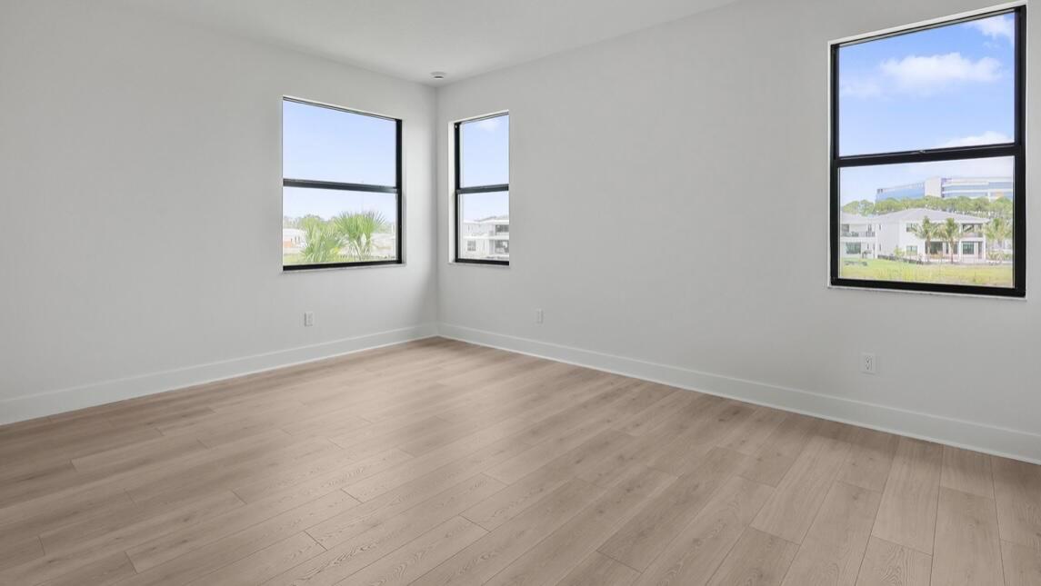 13405 Artisan Circle