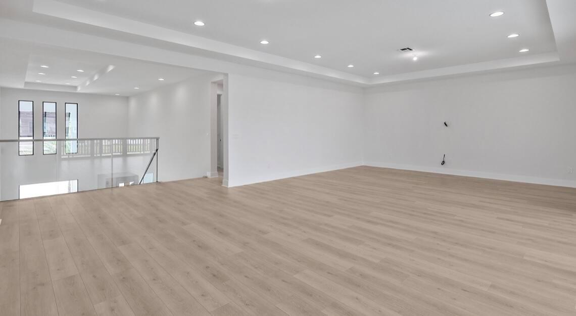 13405 Artisan Circle