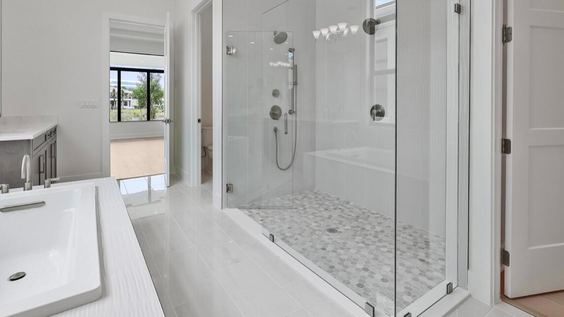 13405 Artisan Circle