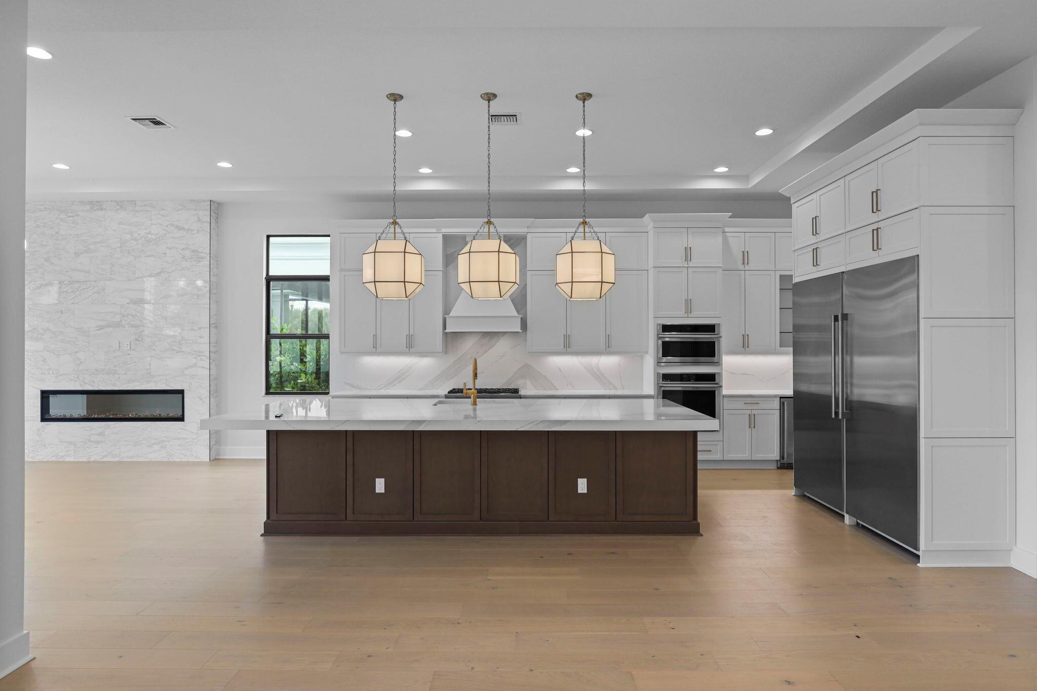 13405 Artisan Circle