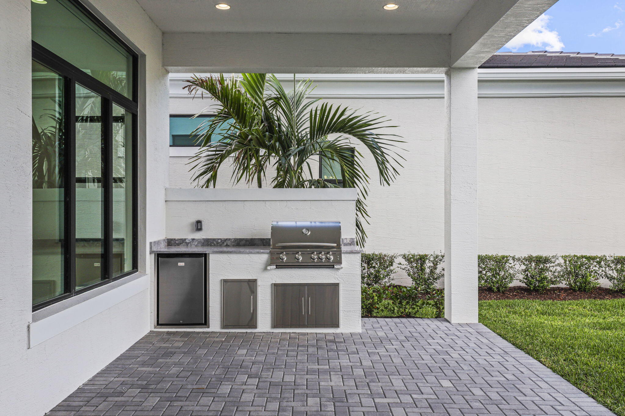 13405 Artisan Circle