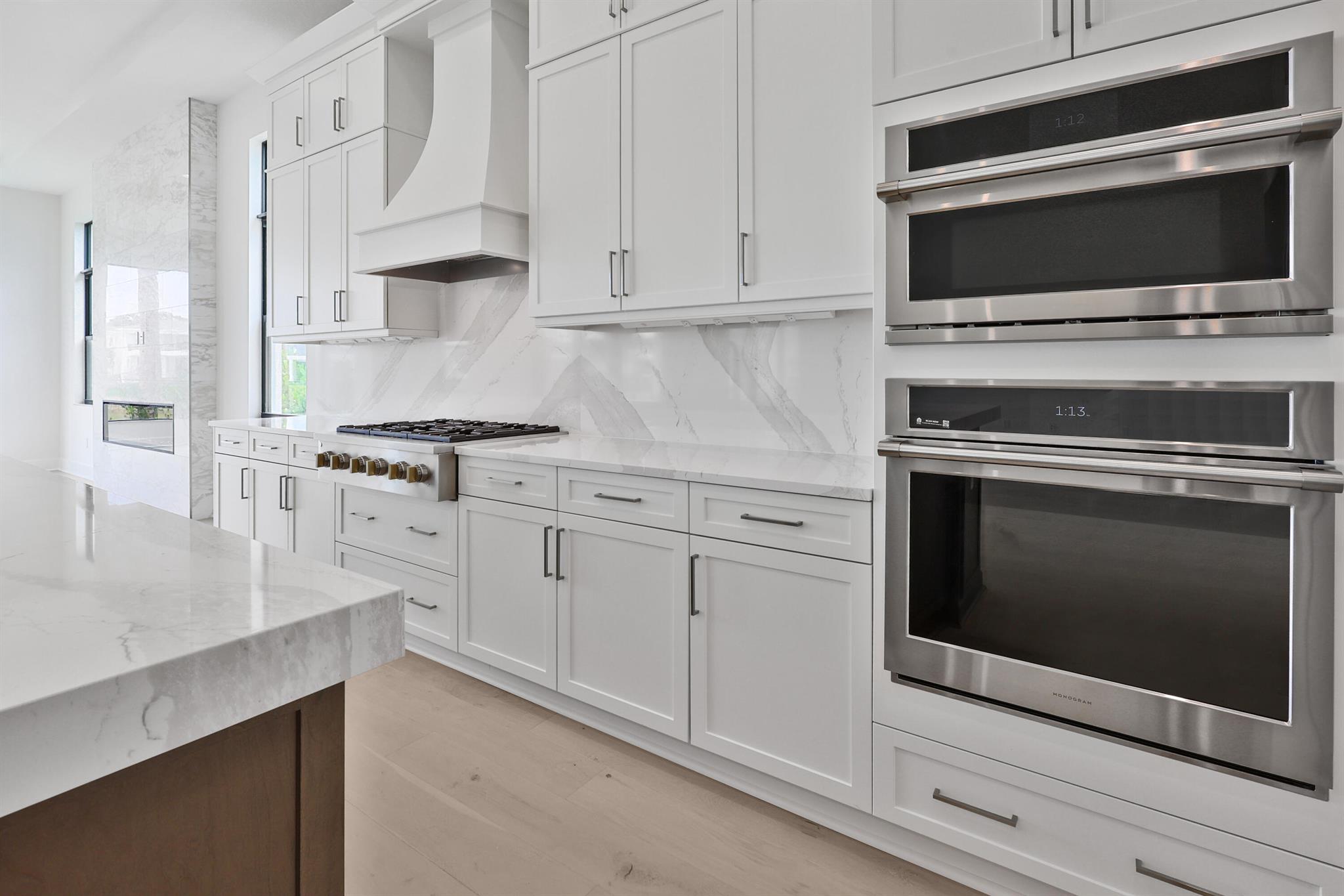 13405 Artisan Circle