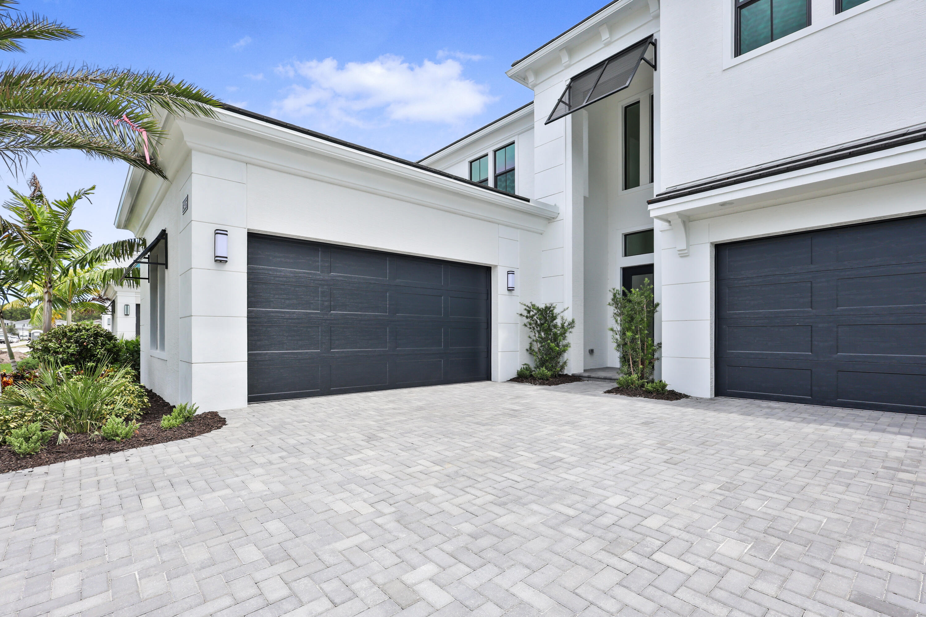 13405 Artisan Circle