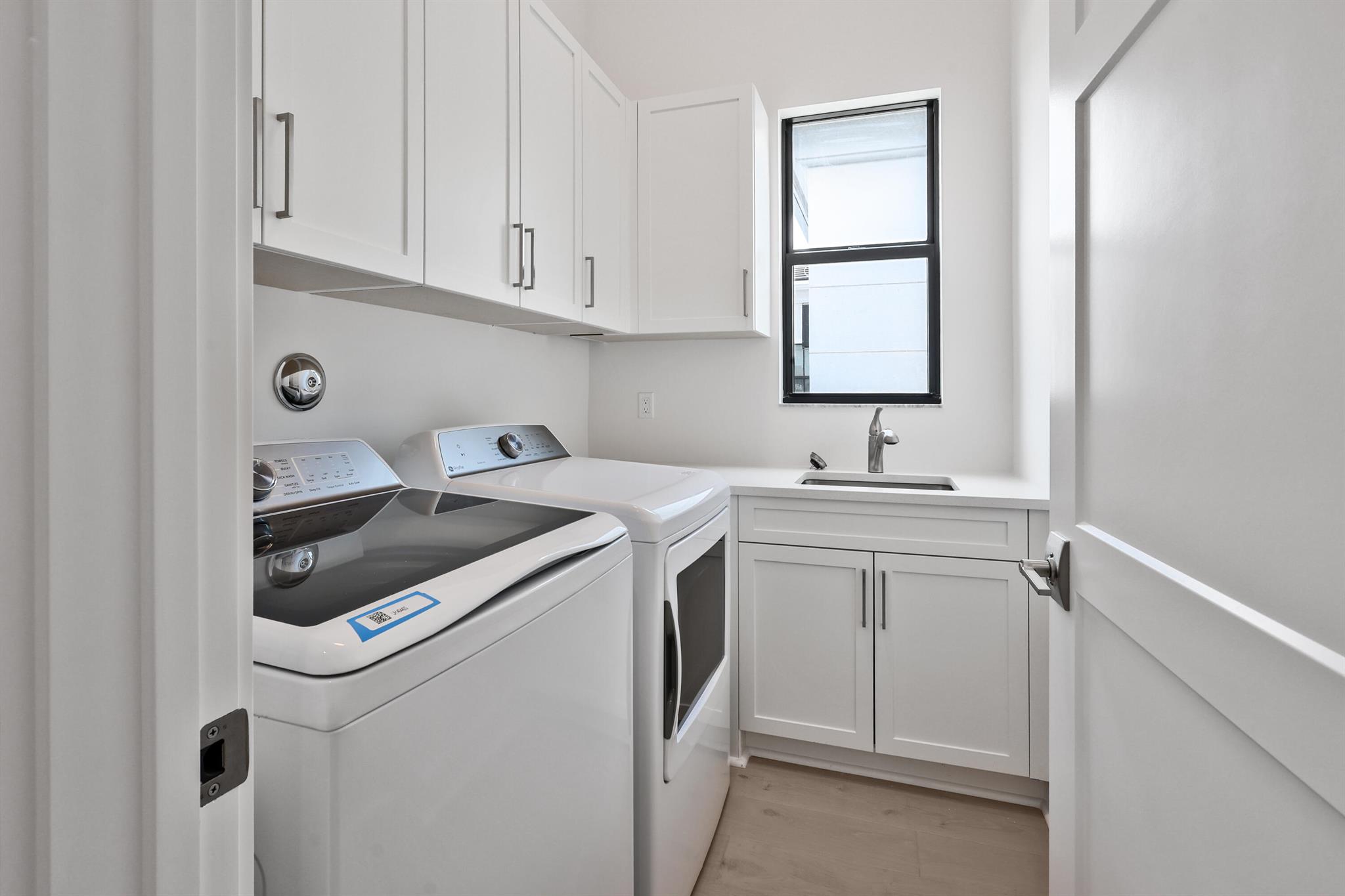 13405 Artisan Circle