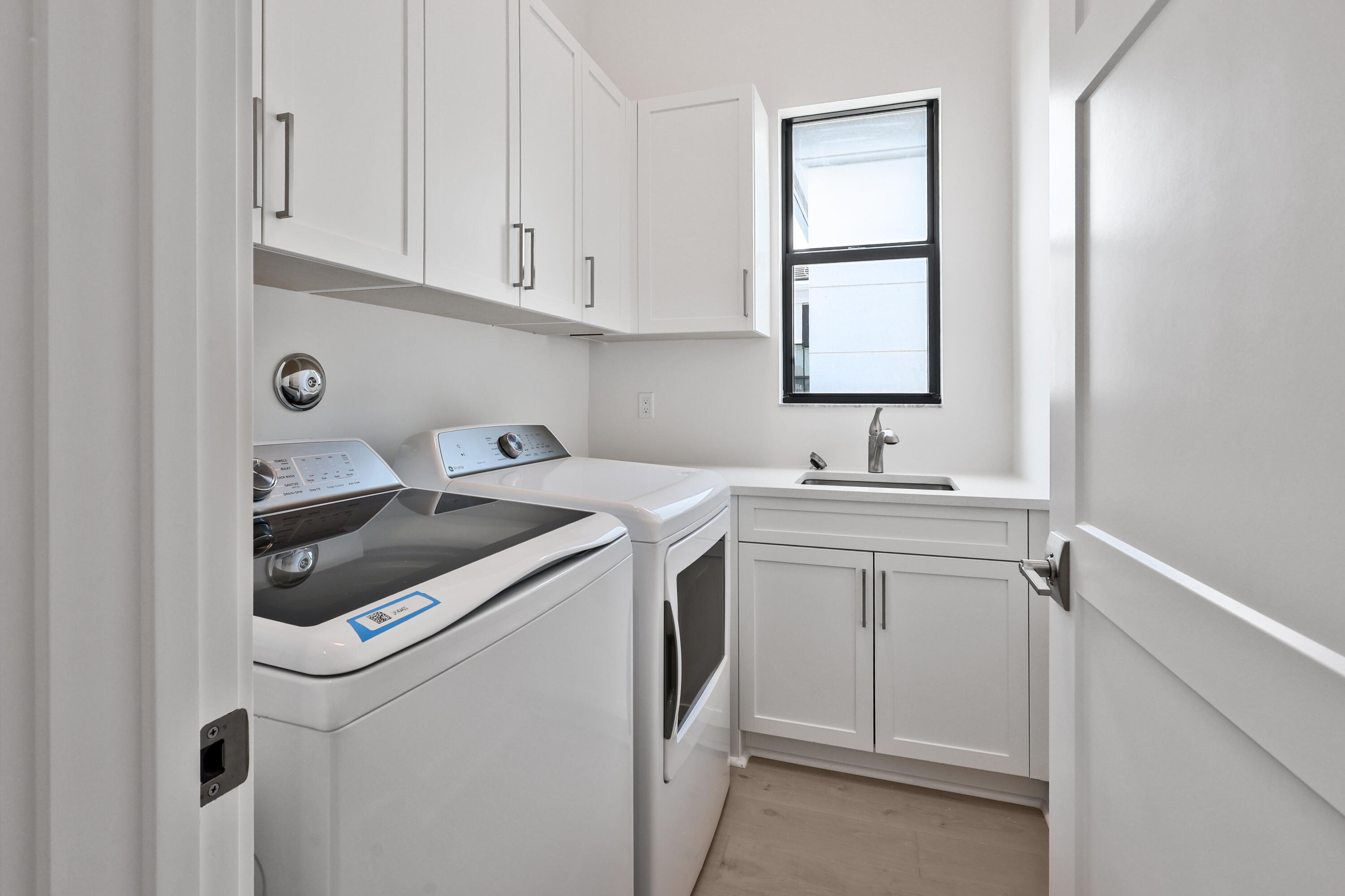 13405 Artisan Circle