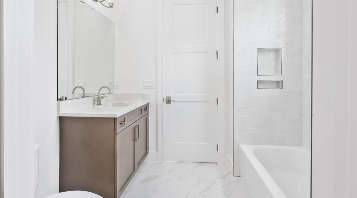 13405 Artisan Circle