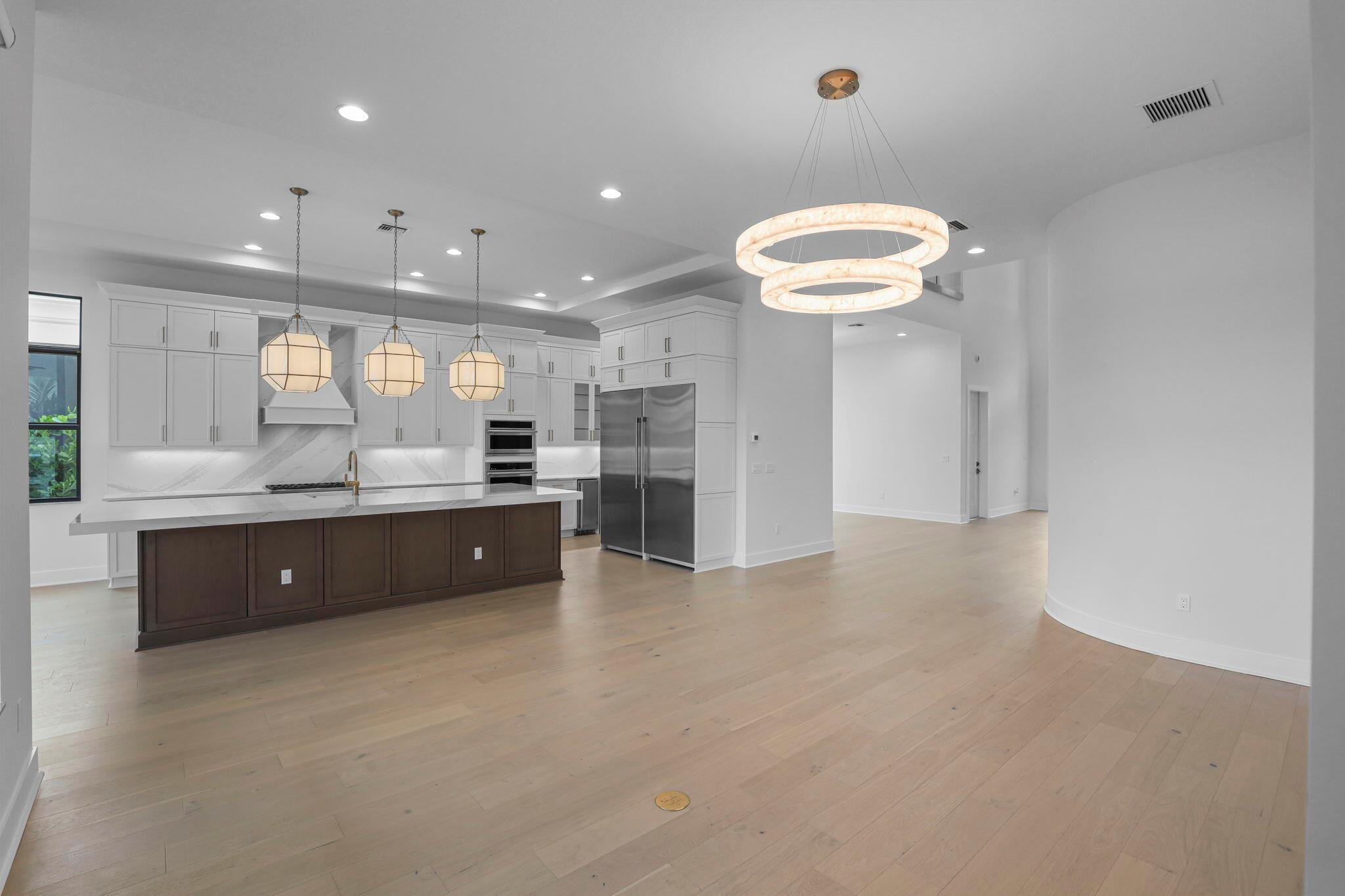 13405 Artisan Circle