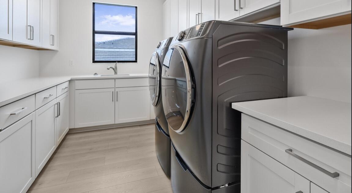 13405 Artisan Circle