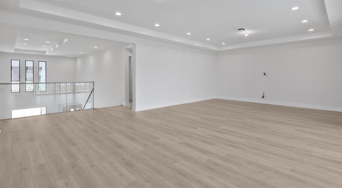 13405 Artisan Circle