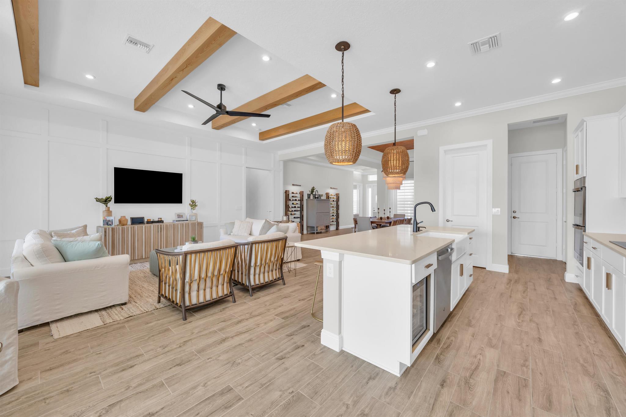 668 SW Riverwatch Place