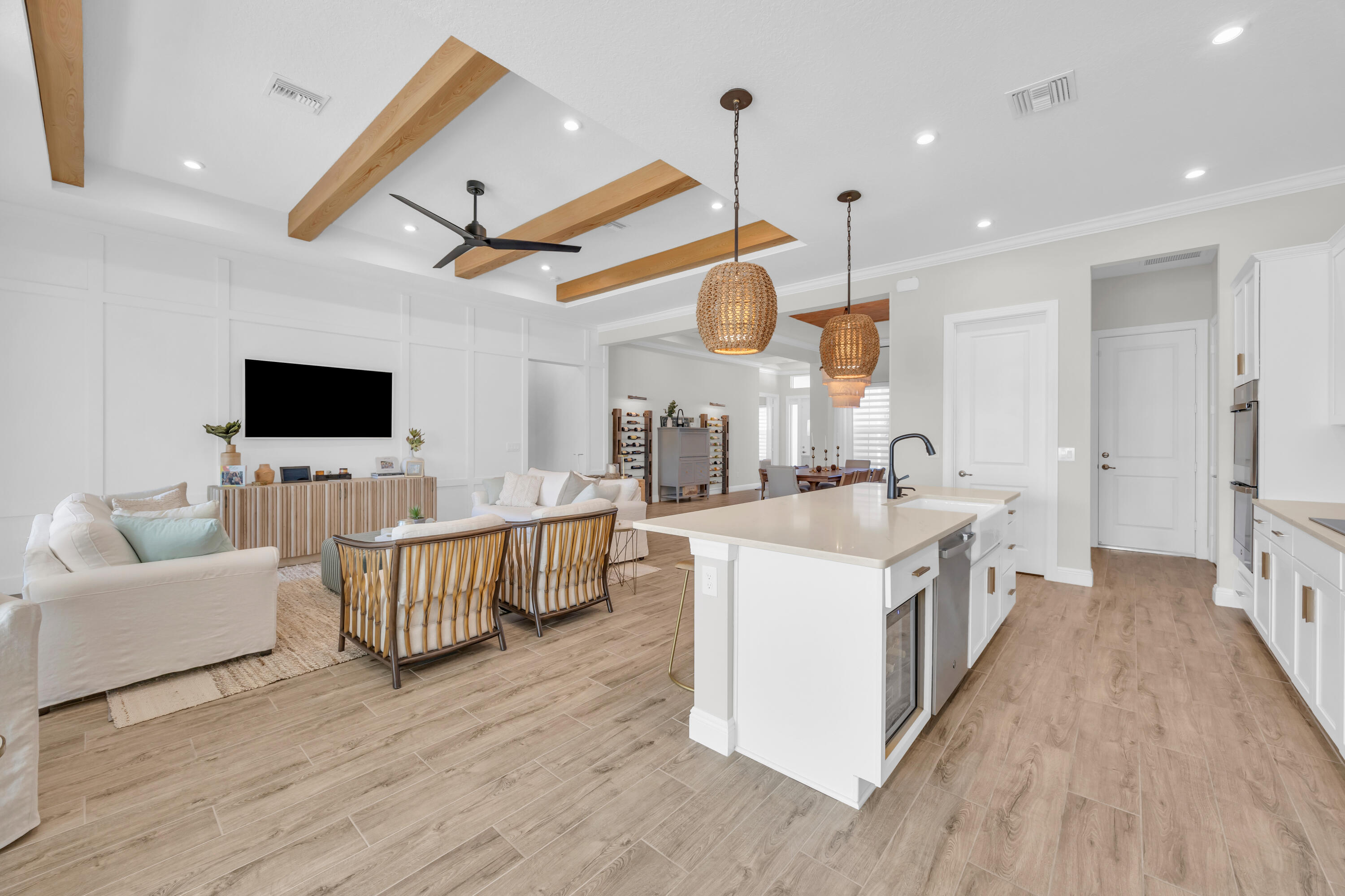 668 SW Riverwatch Place