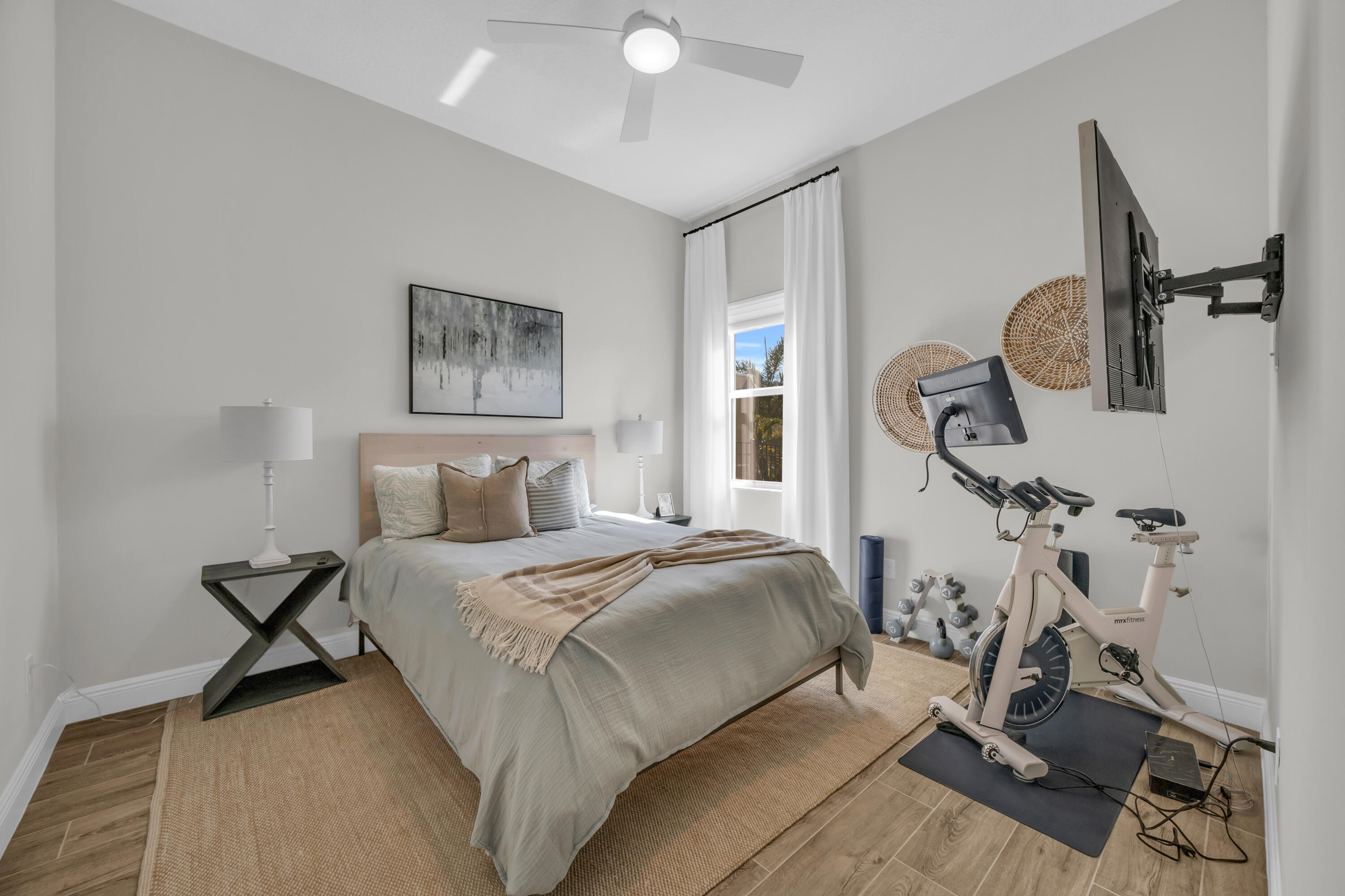 668 SW Riverwatch Place