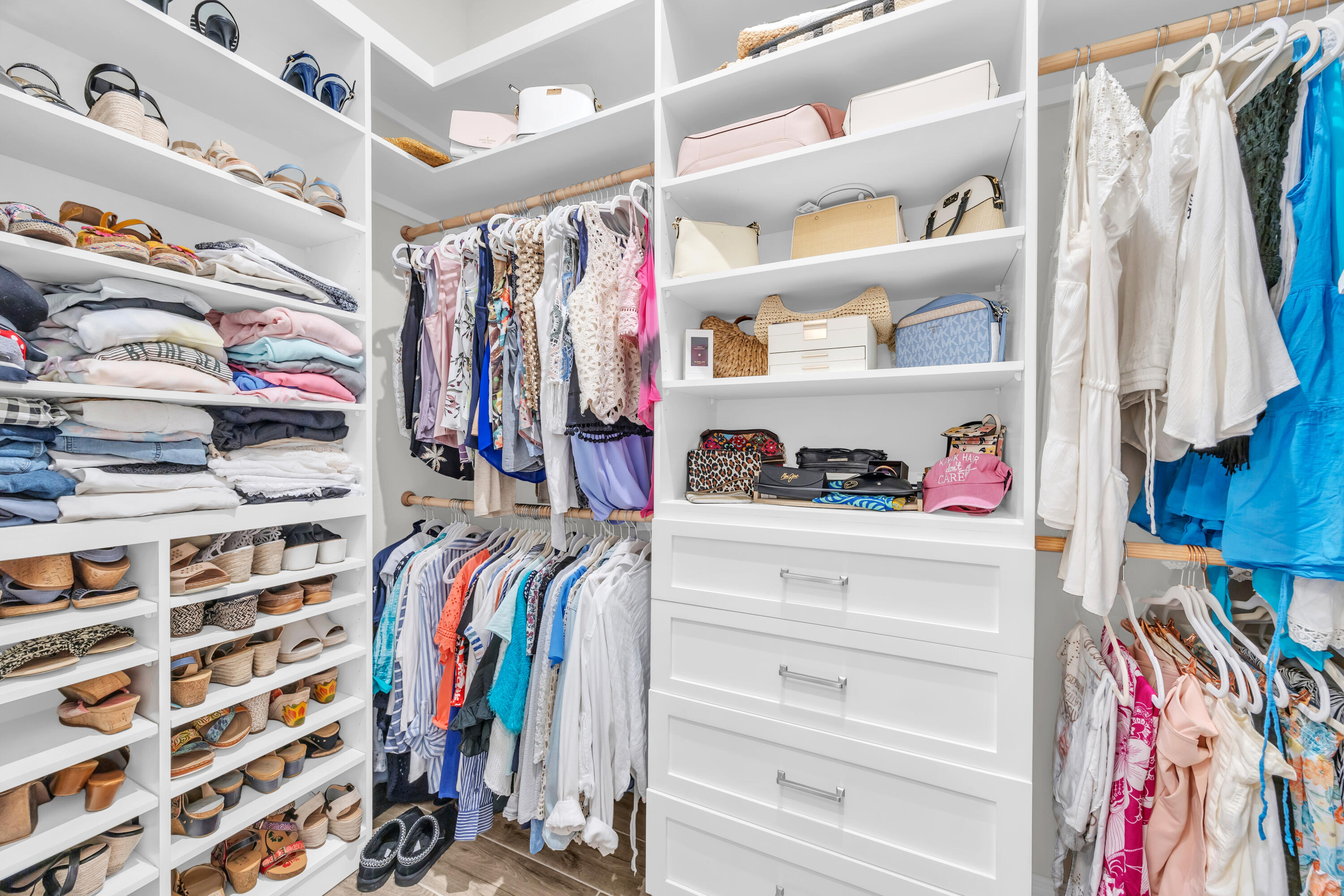 668 SW Riverwatch Place