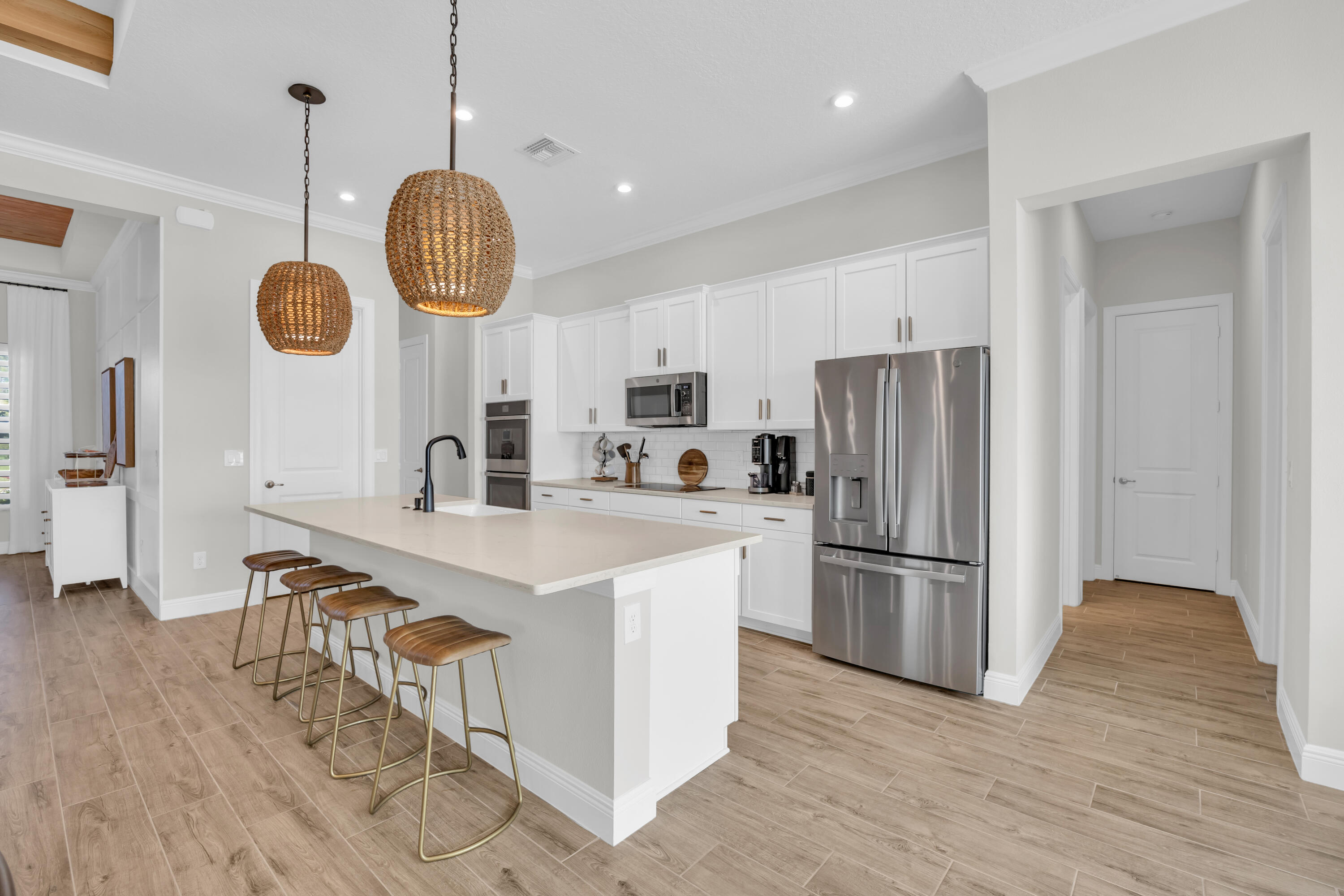 668 SW Riverwatch Place