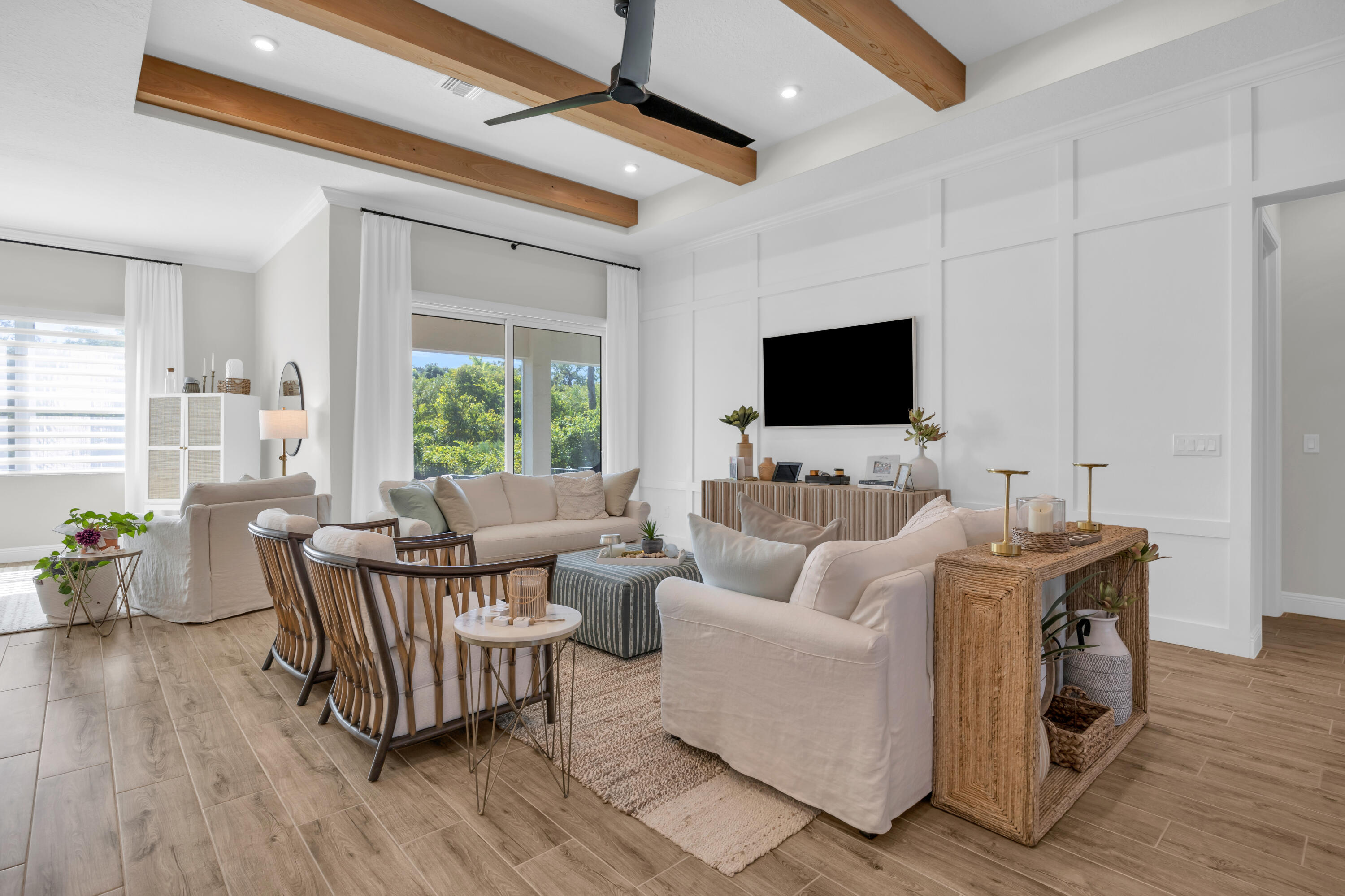 668 SW Riverwatch Place