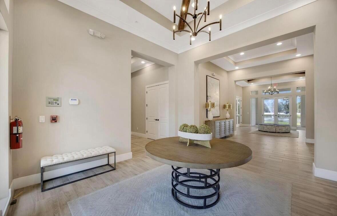 668 SW Riverwatch Place