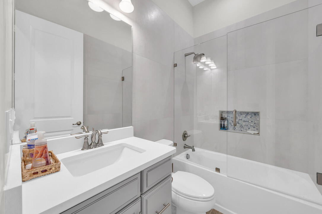 668 SW Riverwatch Place, Stuart