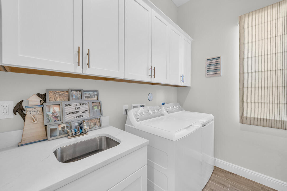 668 SW Riverwatch Place, Stuart