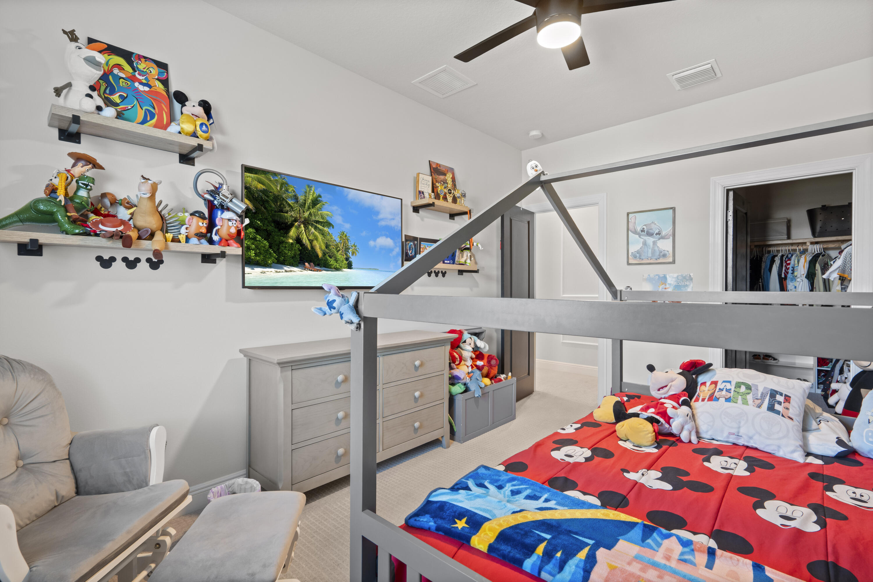 684 SW Pennfield Terrace