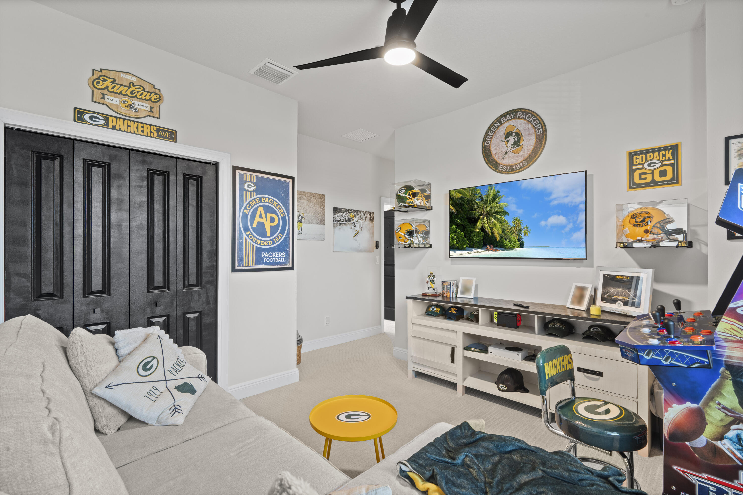 684 SW Pennfield Terrace