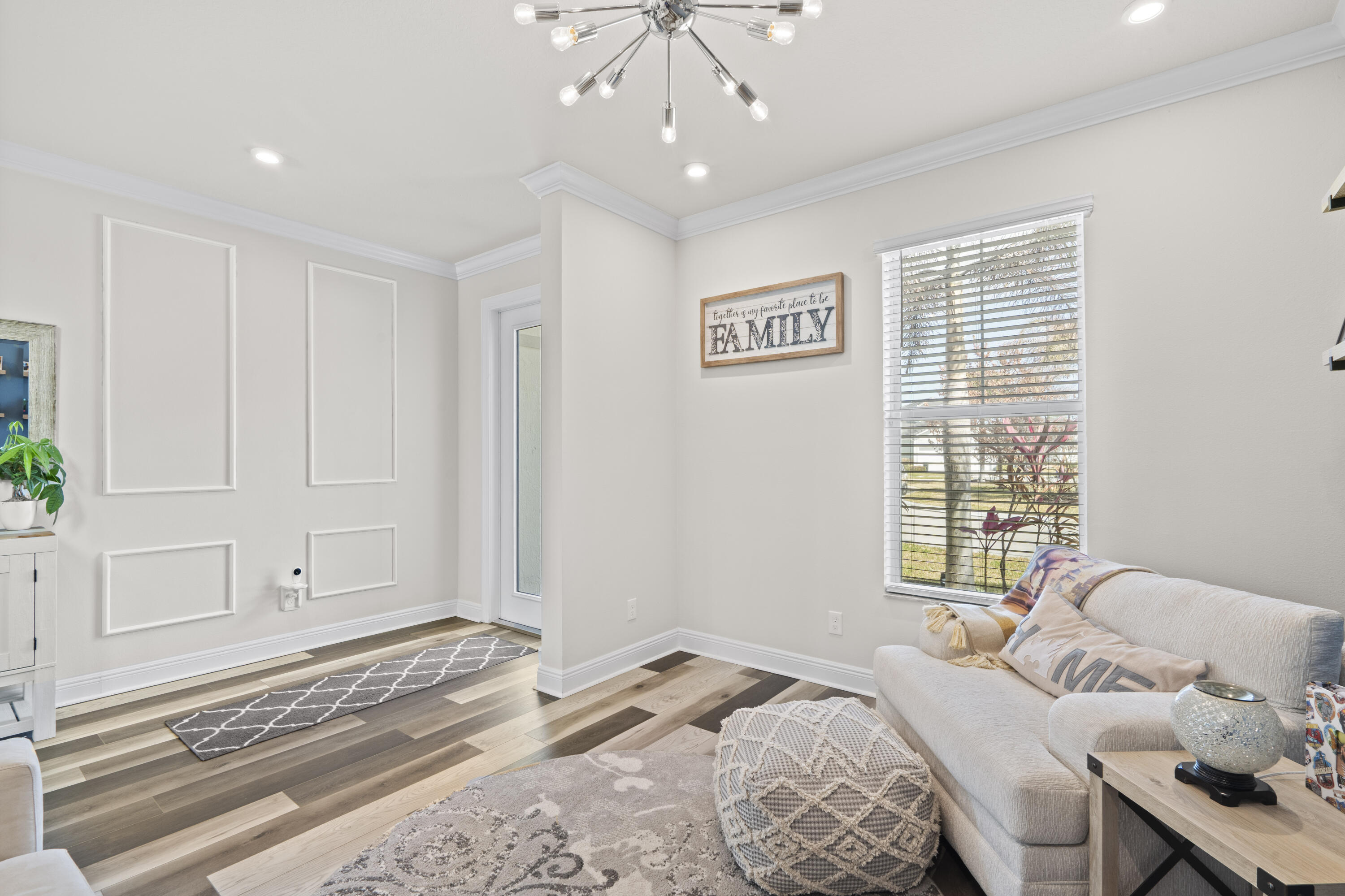 684 SW Pennfield Terrace