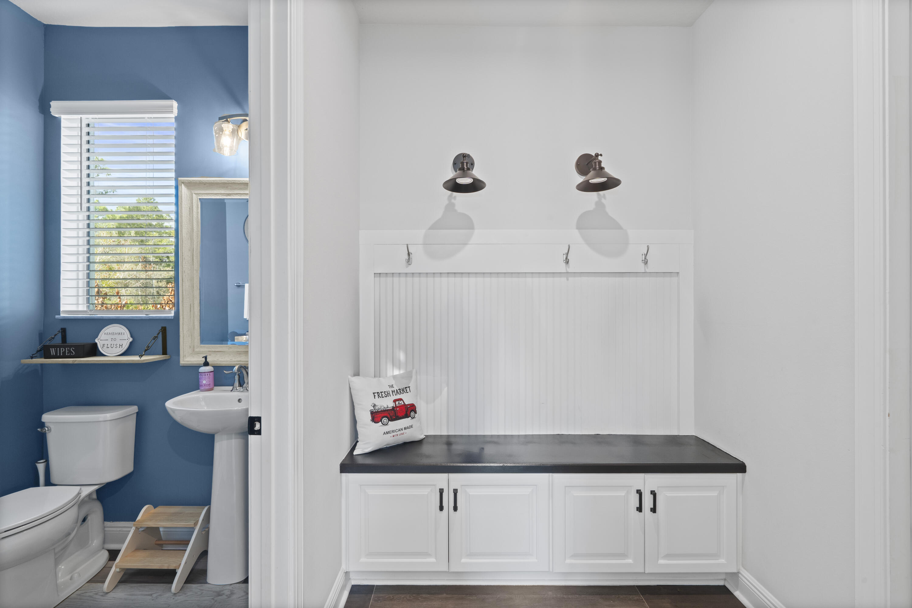 684 SW Pennfield Terrace