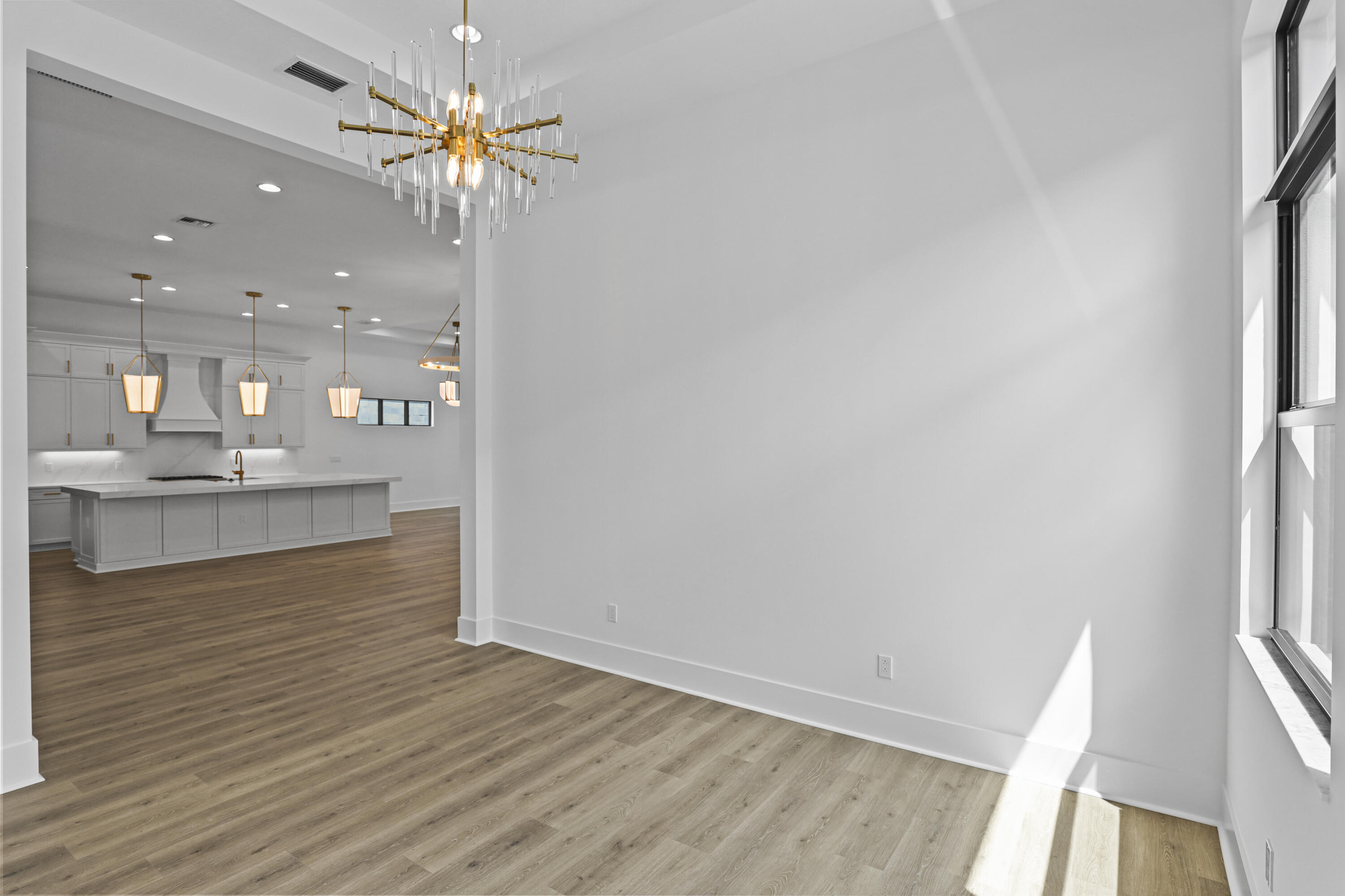 13286 Artisan Circle