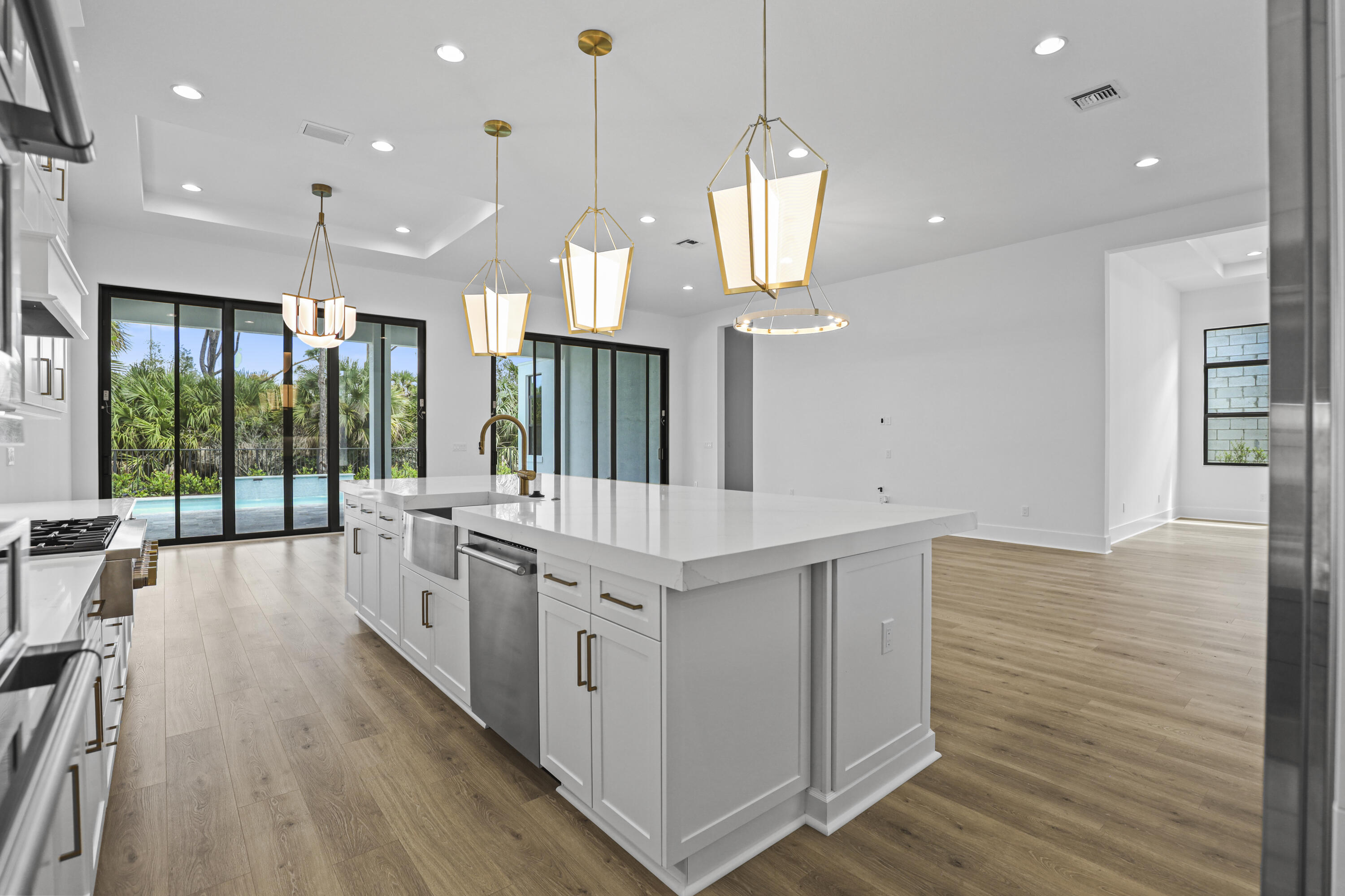 13286 Artisan Circle