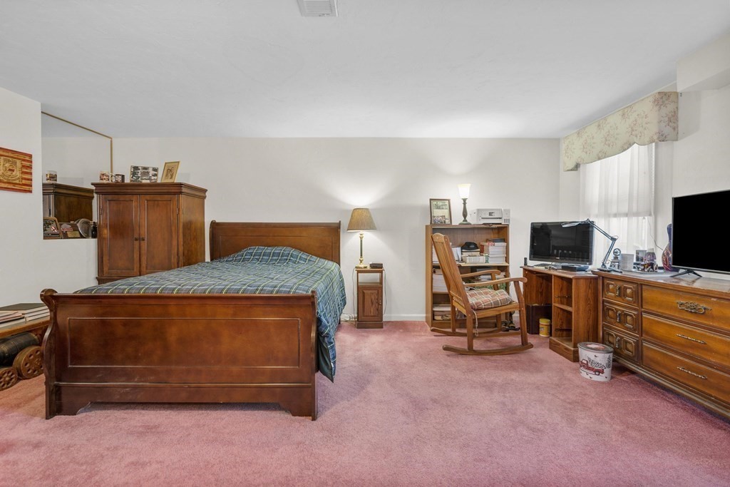 6 Willow Pond Dr Unit: 6